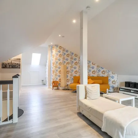 Sonnenschein By Interhome Tatil Evi Wanna