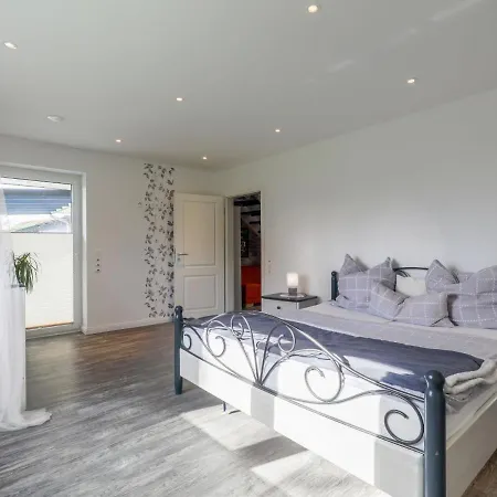 Sonnenschein By Interhome Wanna