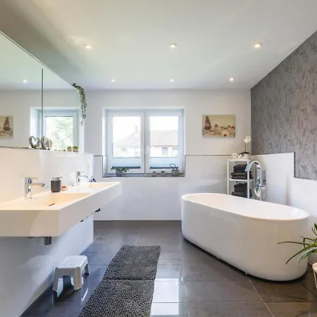 Tatil Evi Sonnenschein By Interhome