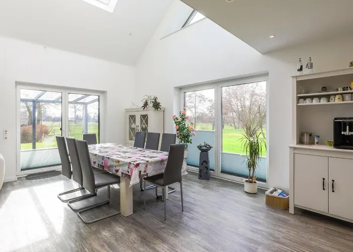 Sonnenschein By Interhome